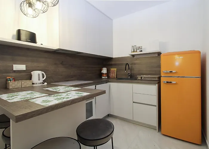 Goga 2355 Apartman Peroj